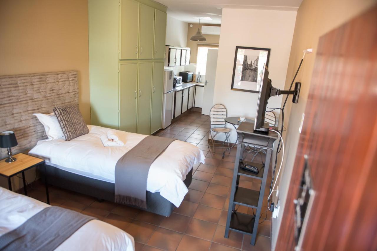 Melrose Place Guestrooms Potchefstroom Buitenkant foto